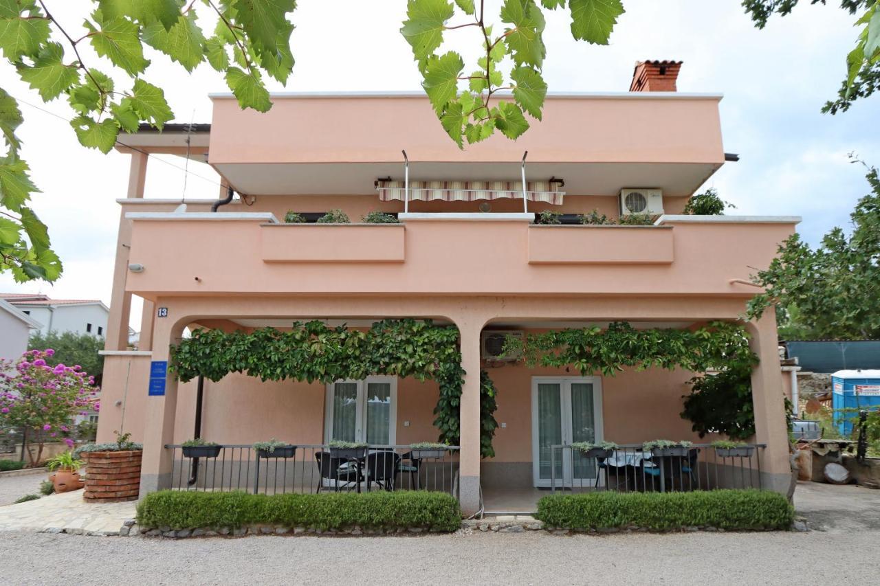 Apartments With A Parking Space Kornic, Krk - 415 Экстерьер фото