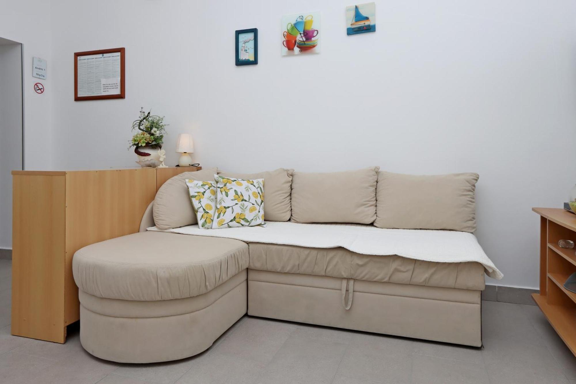 Apartments With A Parking Space Kornic, Krk - 415 Номер фото