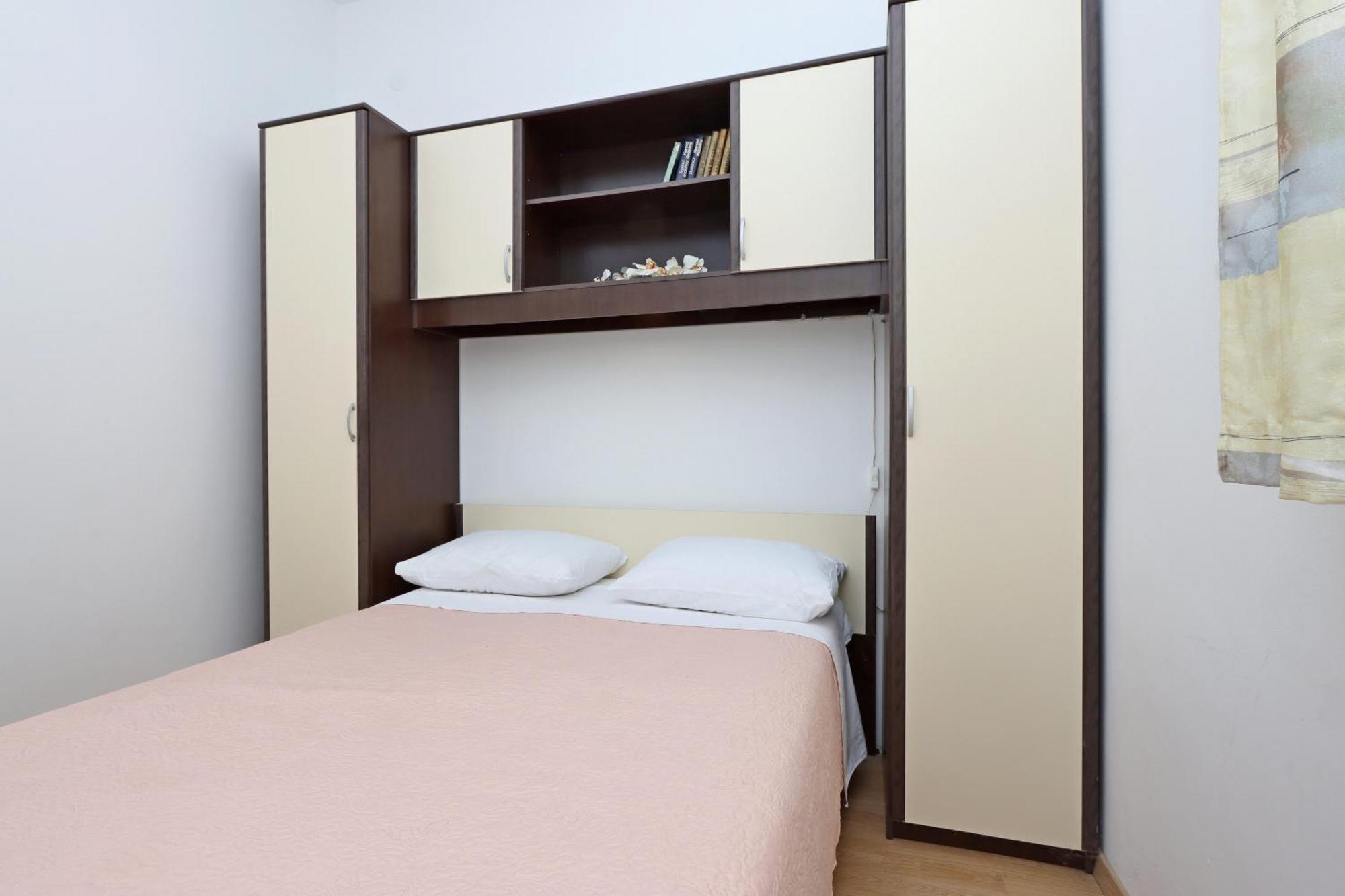 Apartments With A Parking Space Kornic, Krk - 415 Номер фото